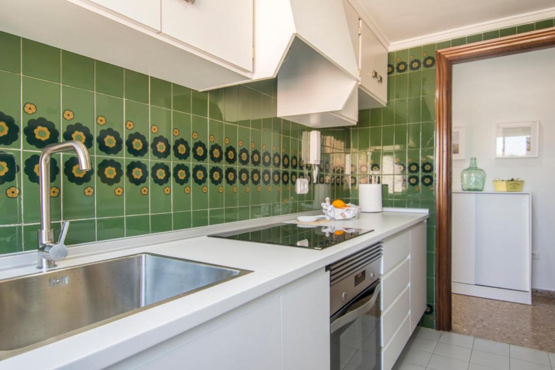 Bright Apartment Steps Away From The Beach Марени-Блау Екстер'єр фото