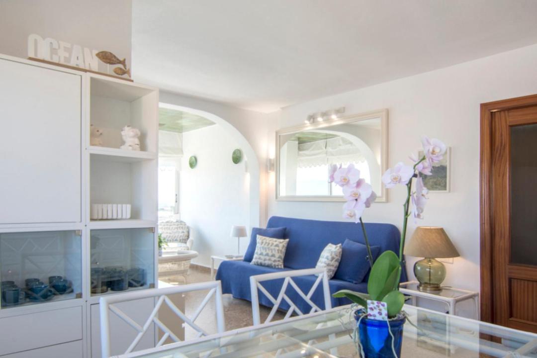 Bright Apartment Steps Away From The Beach Марени-Блау Екстер'єр фото